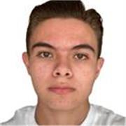 Profesor de música que imparte clases a personas de todas las edades