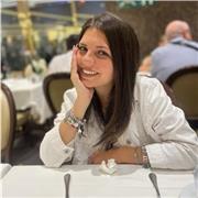 Sono una ragazza diplomata al liceo socio psico pedagogico, e laureata a scienze dell’educazione e della formazione, offro supporto nel dopo scuola e aiuto compiti principalmente per bambini e ragazzi delle scuole elementari e medie. 
Svolgo anche ripeti