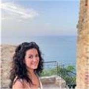 Laureata in scienze linguistiche, letterarie e della traduzione impartisce ripetizioni di Inglese, Italiano per stranieri
