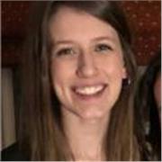 Profesora titulada en idiomas, nativa en inglés, con más de 7 años de experiencia, imparte clases de forma online. 