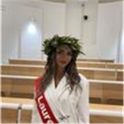 Sono Susanna, una ragazza di 24 anni, impiegata amministrativa in un’azienda, contattatemi per qualsiasi aiuto compiti! 