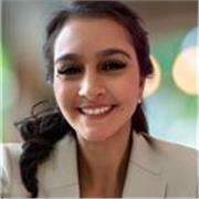 Professora de reforço, para auxiliar nas matérias. Com auxílio de jogos e dinâmicas