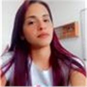 Profesora de Ingeniera dando clases en la Universidad