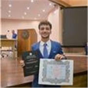 Sei alla ricerca di un insegnante serio e non prolisso? Sono quello giusto! Puoi contattarmi senza problemi.
