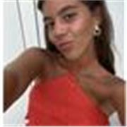 Profesora de inglés que imparte clases a niños de todas las edades