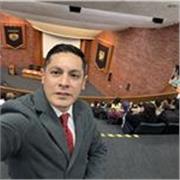 Facilitador de aprendizaje en diversos temas de derecho, administración y auditoría