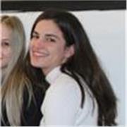 Ciao! Mi chiamo Martina, ho 22 anni e offro ripetizioni ai ragazzi delle medie e delle superiori! 