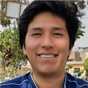 Profesor de matemáticas y física que imparte clases a jóvenes de primaria y secundaria