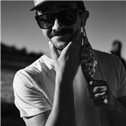 Editor de video con 20 años de experiencia en televisión y publicidad