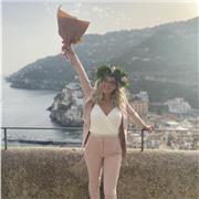 Docente di inglese e tedesco, Tutor Dsa e Bes è disponibile per lezioni private di lingua e letteratura inglese e tedesca, aiuto compiti per studenti di scuola media, elementare e superiore. Lezioni online e in presenza