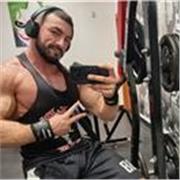 a tutti sono un personal trainer certificato ELAV, ho 37 anni e ho 20 anni per aiutarti a raggiunge i tuoi obiettivi