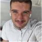 **Diplomato al Liceo Linguistico offre ripetizioni di Inglese e aiuto compiti a Bologna**
