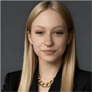 Staatlich anerkannte Pflegefachkraft möchte Azubis der Pflegefachkraft-oder Pflegehilfskraft-Ausbildung unterstützen 