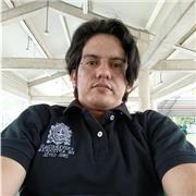 Soy un excelente profesional en el área de las matemáticas. Estoy apto para impartir clases a niños y adultos de todos los niveles académicos