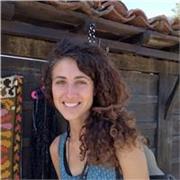 Insegnante plurilingue: italiano, francese, inglese. Orario e luogo di lavoro flessibile 