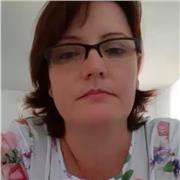 Dou aulas de reforço de espanhol. Ajudo com o conteúdos trabalhado nas aulas. Tiro dúvidas e auxilio na organização de trabalhos