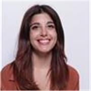 Laureata in mediazione linguistica, iscritta alla magistrale in Italiano per insegnamento a stranieri aiuta con l'italiano