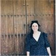 Profesora titulada de inglés con más de 8 años de experiencia. Clases online y en Málaga para niños jovenes y adultos. 