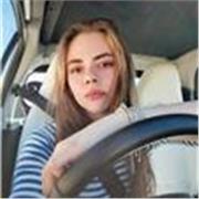 Dottoressa magistrale e tutor con esperienza offre lezioni in materie umanistiche e inglese