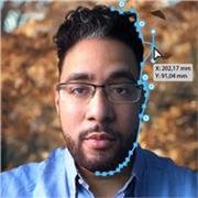 Soy un Diseñador Gráfico creativo, multiterreno. Daré clases a estudiantes que quieran mejorar su productividad y conocimientos.
