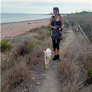 Me ofrezco como.monitora de natación para enseñar niños y niñas