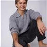 Estudiante de arte dramático con experiencia tratando con niños. Ayudar con los deberes a través de actividades dinámicas!