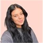 ¡Aprende español de forma divertida y dinámica con Lourdes, experta en idiomas!
