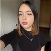 No soy profesora, busco ejercer como canguro, no tengo experiencia pero soy muy dedicada