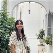 Profesora de educación infantil con dotes para impartir clases particulares de primaria.