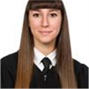 Abogada imparte clases de derecho