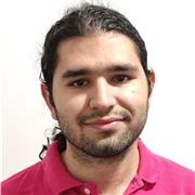 Profesor de programación imparte clases a gente de todas las edades de lenguajes como Python, Java, JavaScript o C