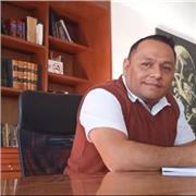 Profesor de Derecho Penal, comprometido con tu aprendizaje y desarrollo