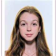 Graduada del bachillerato y con titulación excelente en el B2. Profesora de repaso para niños y adolescentes primaria-bachillerat.