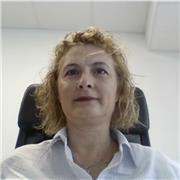 Arquitecta imparte clase de matemáticas, nivel ESO y Bachillerato.