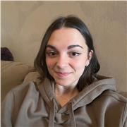 Ripetizioni a singoli o a gruppi, con ragazza giovane comprensiva di esigenze e necessità.
