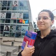 Ex ragazza alla pari in Francia (livello C1 certificato) offre lezioni di francese per medie/superiori o studenti autonomi