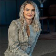 Emotionale Intelligenz und Umgang mit Gefühlen, online für Jugendliche. Qualifiziert und erfahren