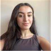 Chica con experiencia dando clases y siendo canguro