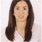 Titulada con nivel avanzado de inglés por la Escuela de Idiomas y experiencia internacional.
Clases online y presenciales.