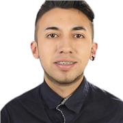 Profesor de Castellano e Ingles imparte clases a niños y niñas de todas las edades