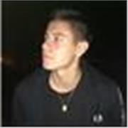 Joffre Sarmiento, 21 ans, j'adore enseigner ma langue maternelle et je suis extrêmement patient et bienveillant.