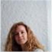 Profesora de yoga. Clases particulares y en grupo. Especializada en embarazadas y niños