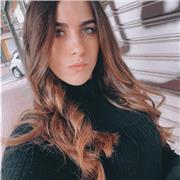 No he trabajado nunca de eso, pero tengo hermanos y he ayudado a mis hermanos a estudiar y con los deberes