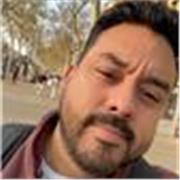 Profesor apto para impartir clases a todos las edades