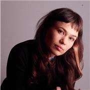 Engagierte Englisch-Tutorin mit internationaler Erfahrung bietet Online-Nachhilfe für alle Levels