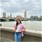 Estudiante de Traducción e Interpretación con titulación C2 de Cambridge.