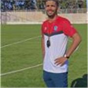 Professeur d’éducation physique et entraîneur de football avec 2 ans d expérience 