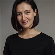 Psychology & bilingual German–English tutor with a PhD, offering engaging support for GCSE, A-Level, and university students