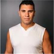 Coach sportif diplômé en personal training et fitness, ma mission est de t'emmener au bout de tes objectifs !