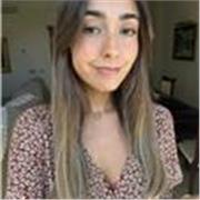 Graduada en Biología por la Universidad de Sevilla, actualmente cursando el máster de formación del profesorado. 